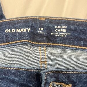 Old Navy Dark Blue High-Rise Capri Jeans - Tall